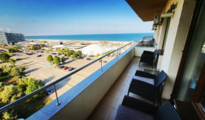 Cancun Summerland Apartments, Mamaia